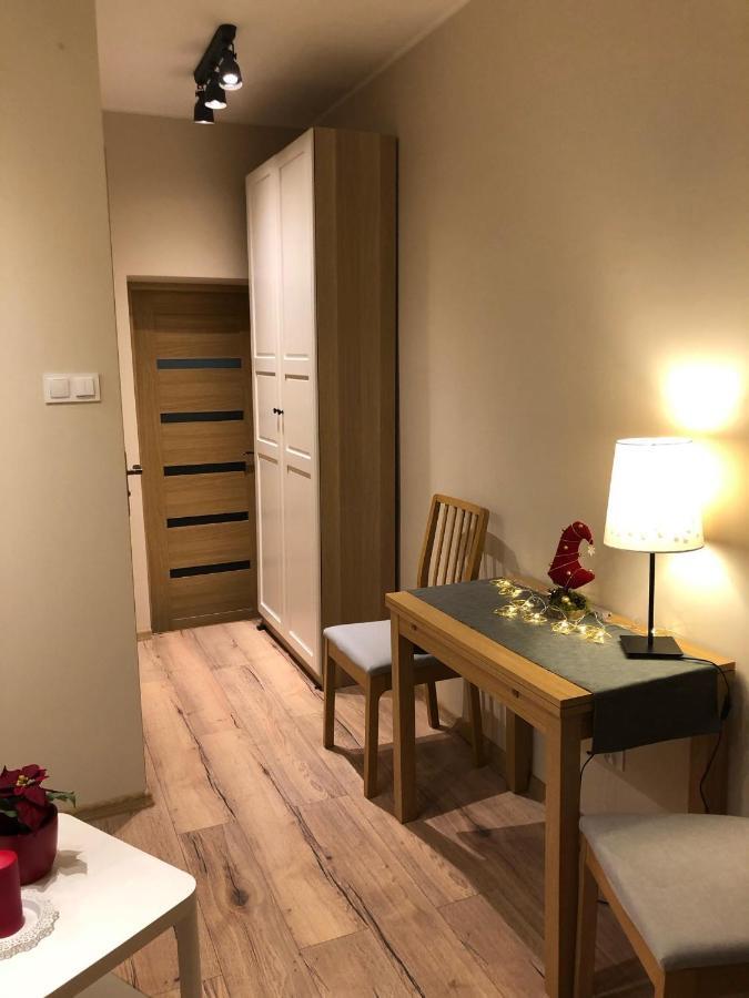 Nowoczesny Pokoj W Spokojnej Okolicy Chełmno Exterior foto
